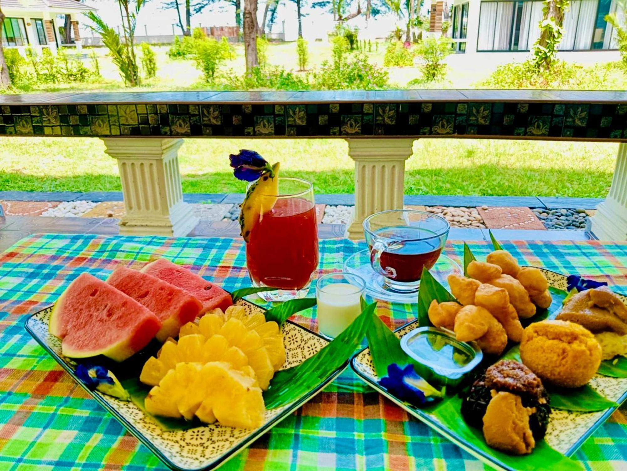 Busaba House Sea Views Tha Sala Exterior photo